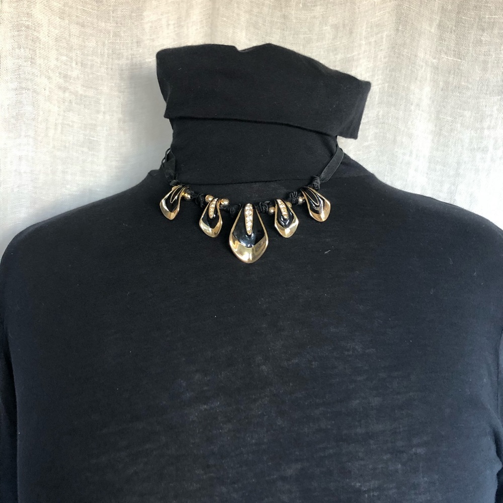 Women’s Necklace